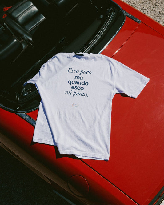 "Esco poco ma quando esco mi pento" - T-shirt  Unisex