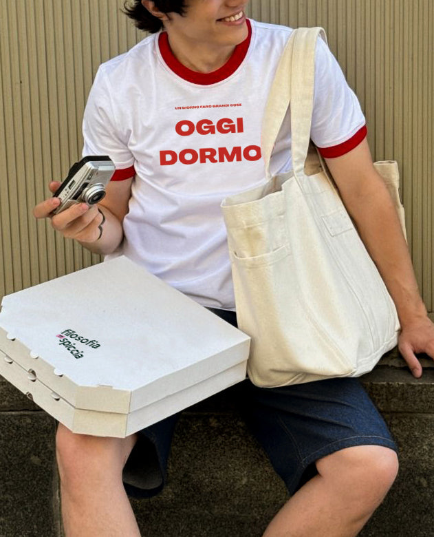 "Oggi dormo" - T-shirt unisex